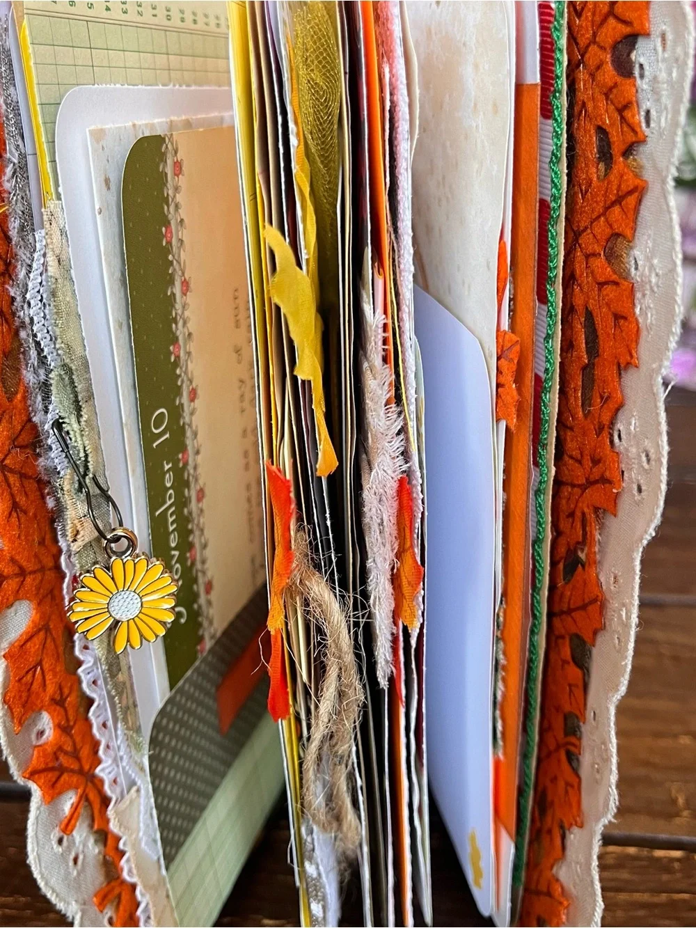 Fall Junk Journal Thanksgiving Autumn Holiday Softcover 2 Signatures Decorated